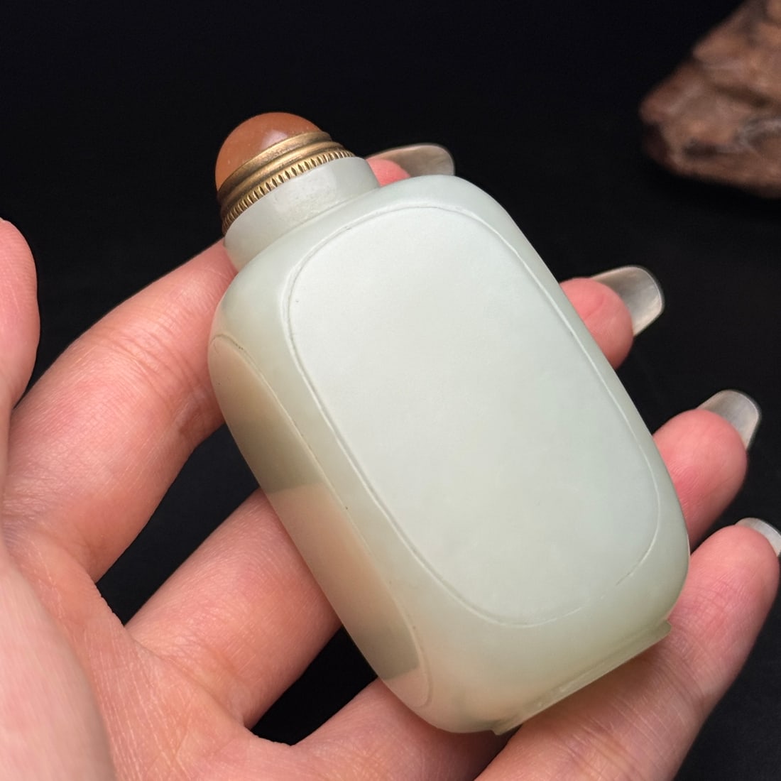 Old Natural Hetian Jade Snuff Bottle - 8