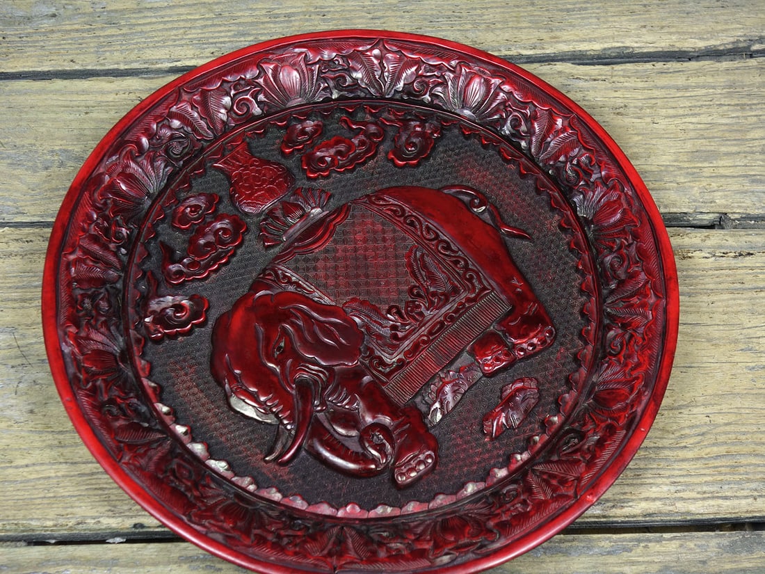 Old Red Lacquerware Carved Elephant Plate - 8