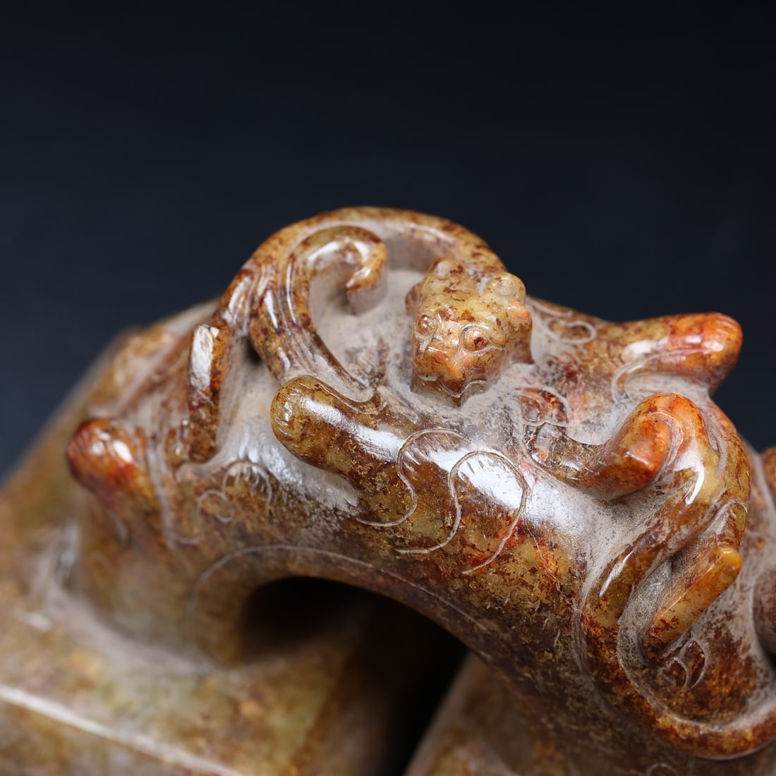 Vintage Hetian Jade Carved Chi Dragon Seal - 3