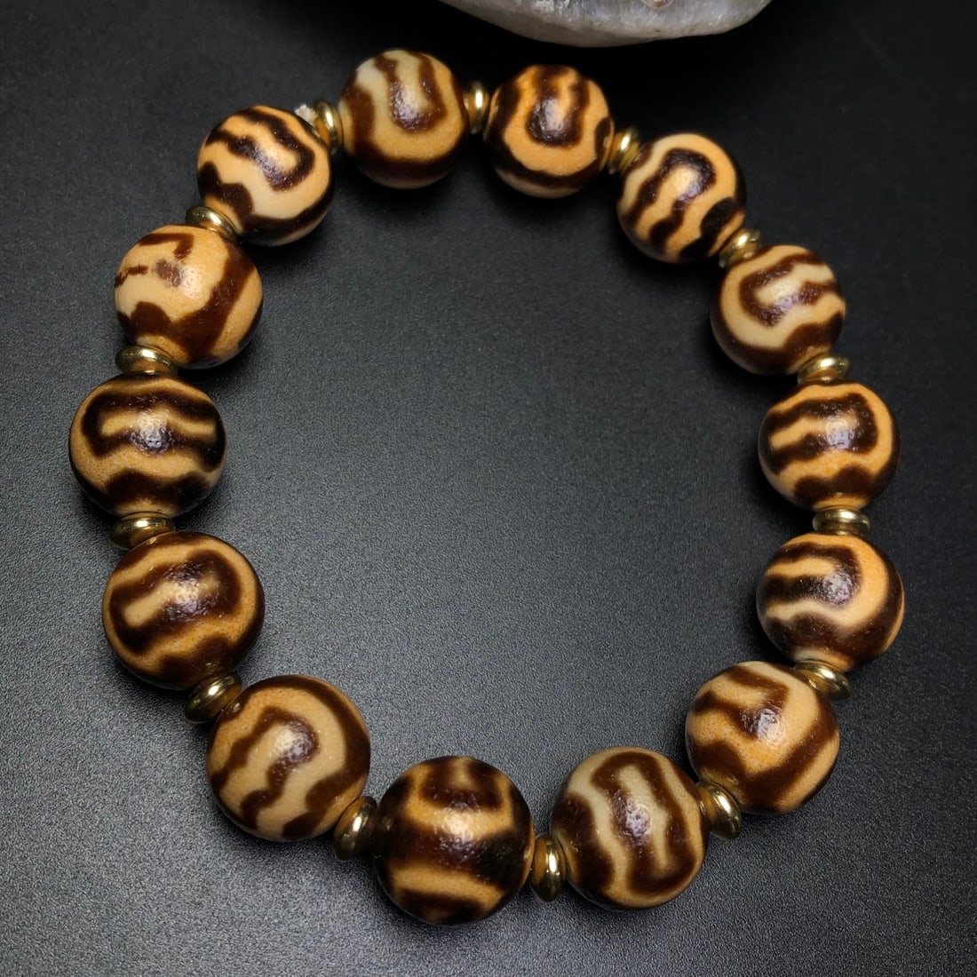Old Tibetan DZI Agate Bracelet - 3