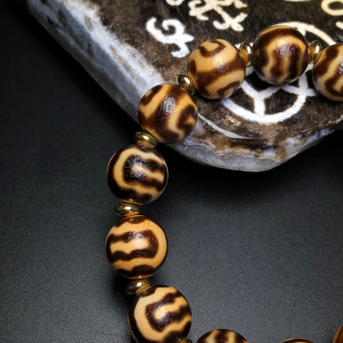 Old Tibetan DZI Agate Bracelet - 6