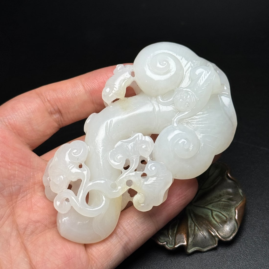 Natural Hetian Jade Carved Ruyi Statue Pendant - 8