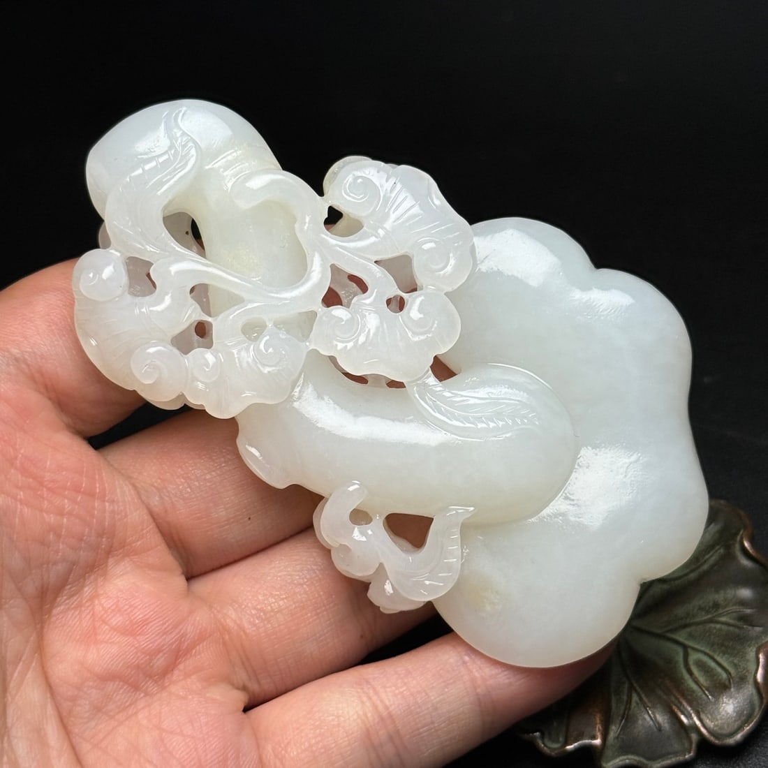 Natural Hetian Jade Carved Ruyi Statue Pendant - 9