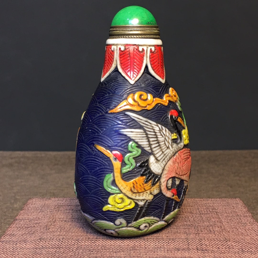 Old Peking Glass Crane Snuff Bottle - 3