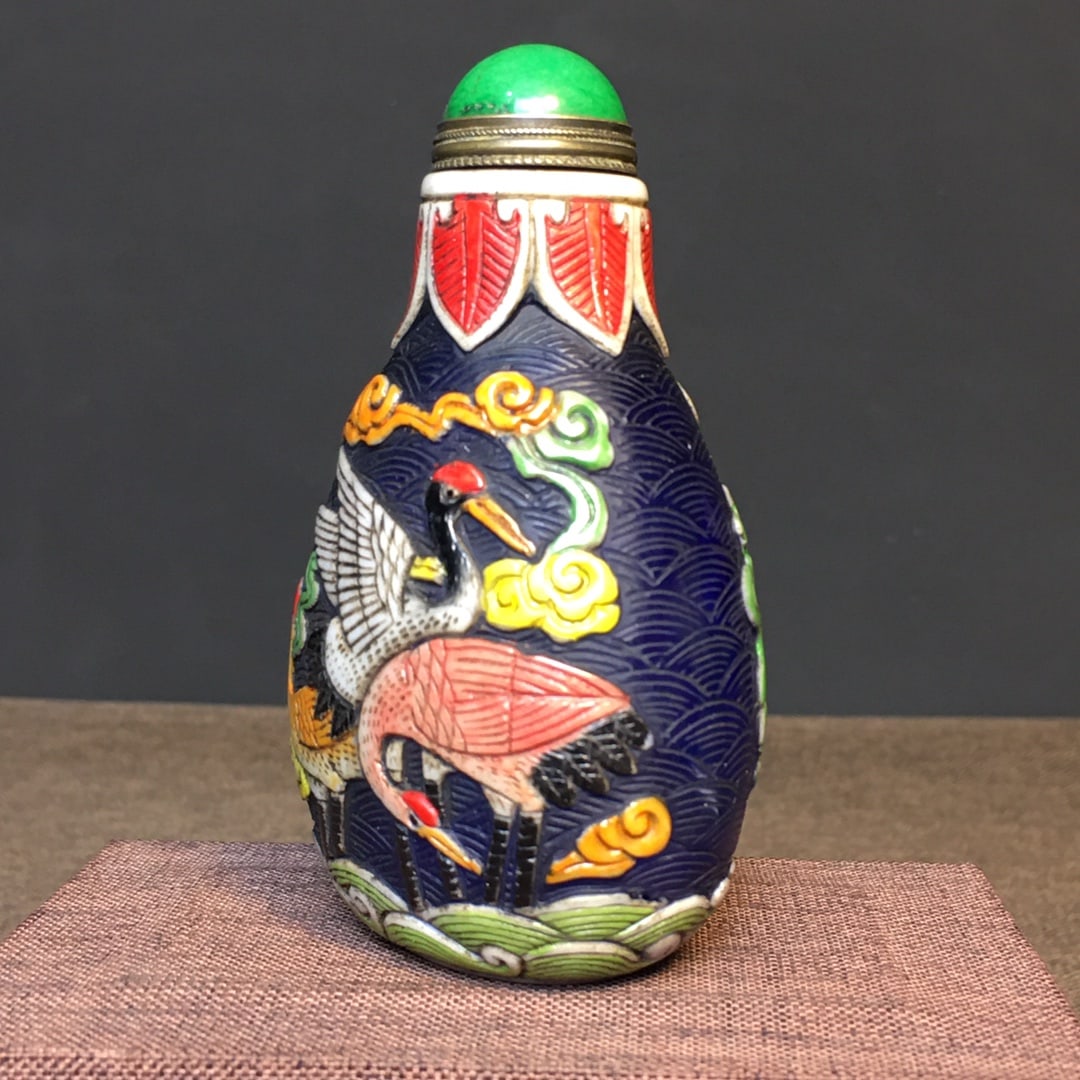 Old Peking Glass Crane Snuff Bottle - 4