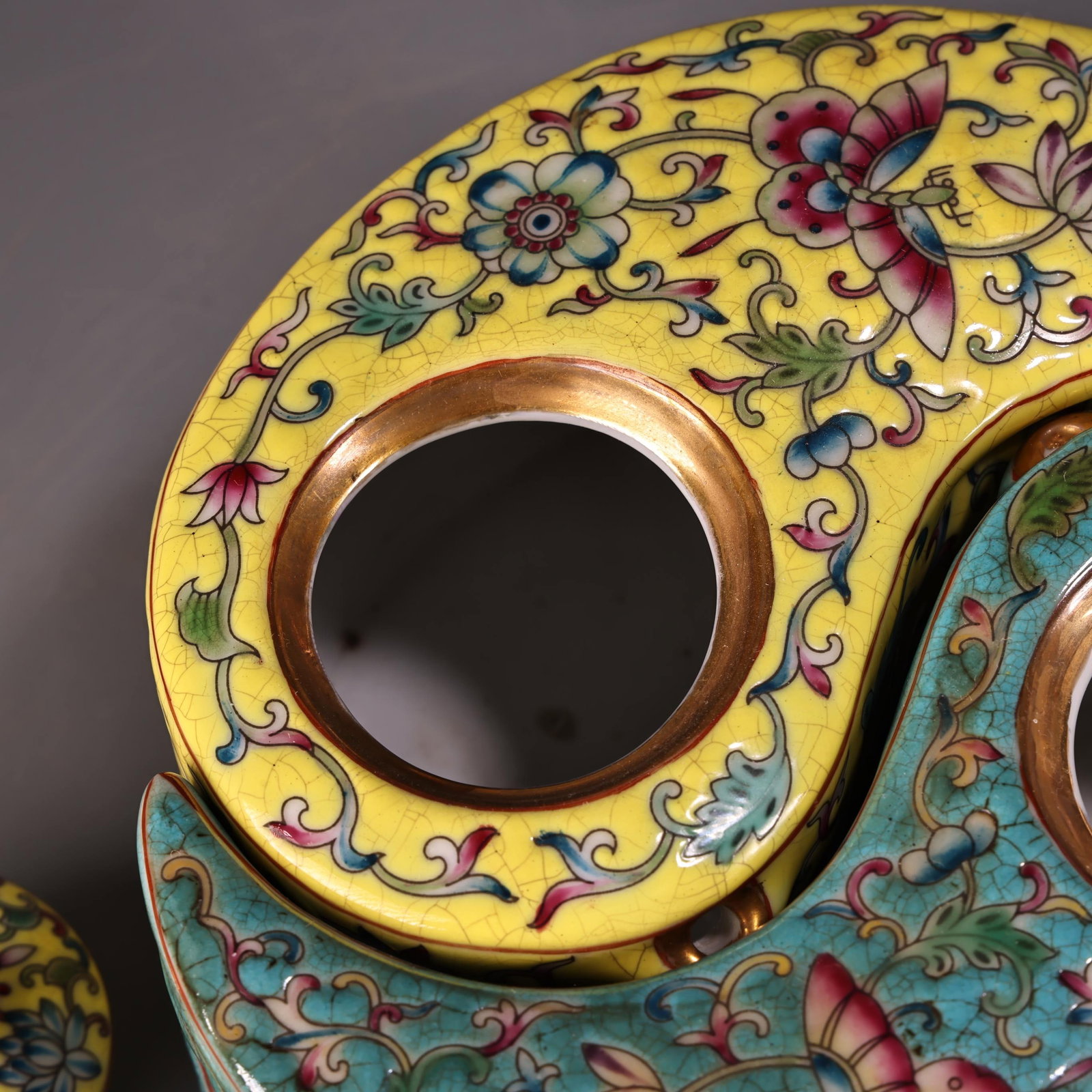 Old Gilt Gold Famille Rose Bagua Porcelain Pot - 7