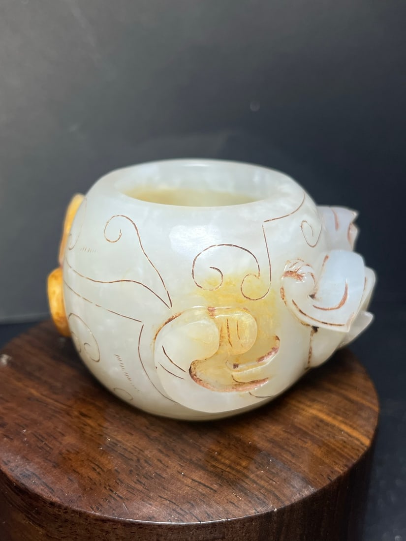 Old Hetian Jade Chi Dragon Brush Washer - 3