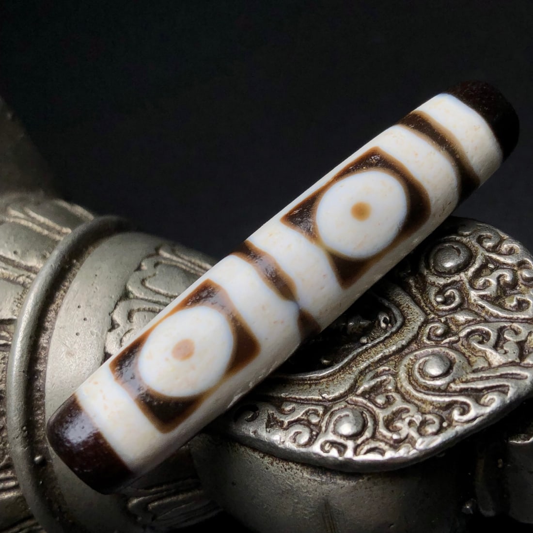 Old Four Eyes DZI Agate Pendant - 4