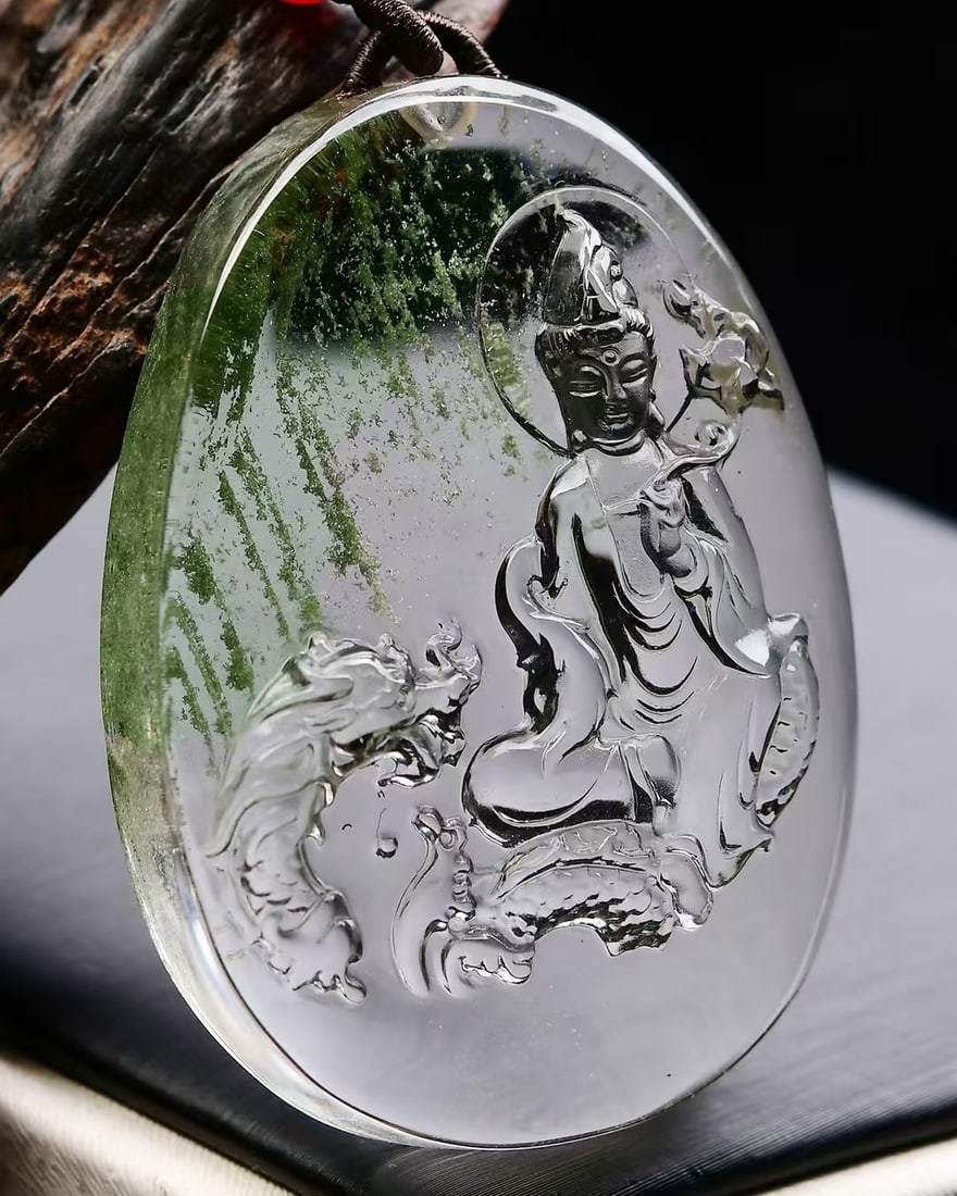 Green Crystal Carved Kwan-yin Dragon Pendant: Title: Old Hetian Jade Dragon Pendant Date/Period: After1995 Origin: Chinese Dimension: 59x80x25(mm) 2.32x3.15x0.98(inches) Weight 0.35 lbs/157g Materials: Hetian Jade Reserve: $288.00 Shipping:
