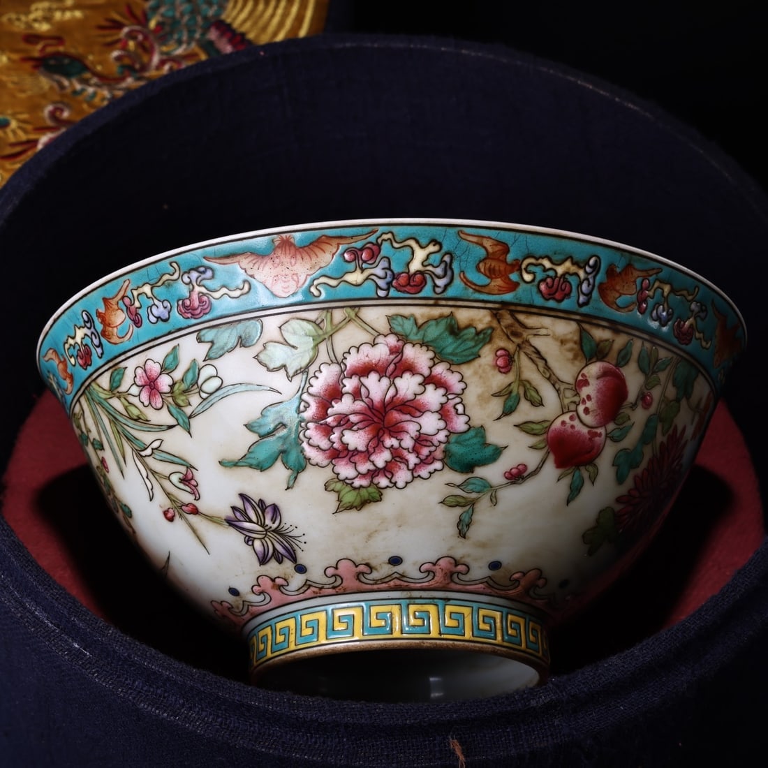 Chinese Famille Rose Porcelain Bowl w Box - 4