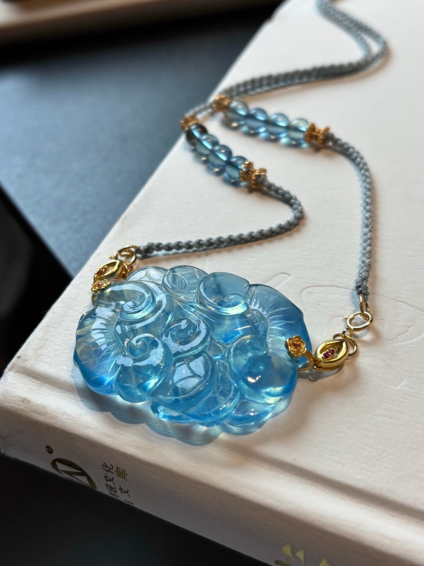 Beautiful Natural Aquamarine Ruyi Pendant - 6