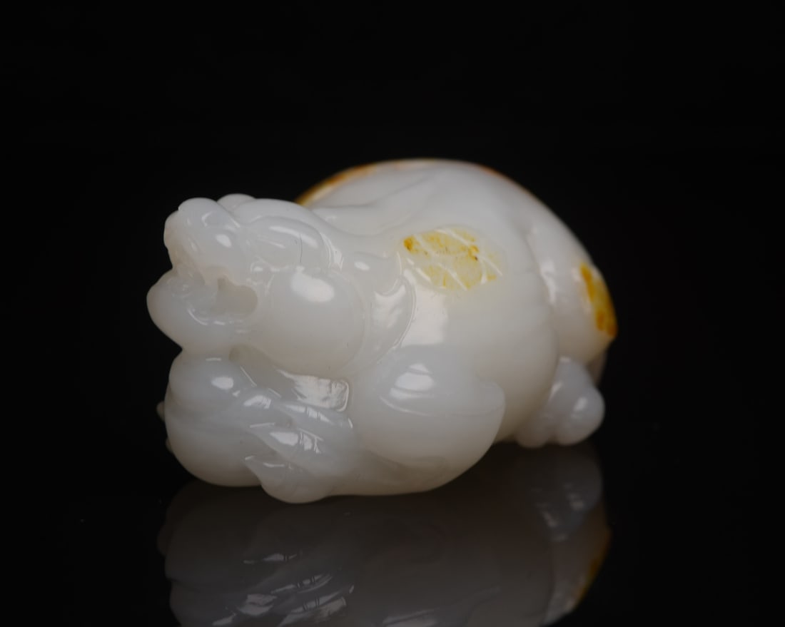 Old Natural Hetian Jade Hand Carved Pixiu Statue - 3