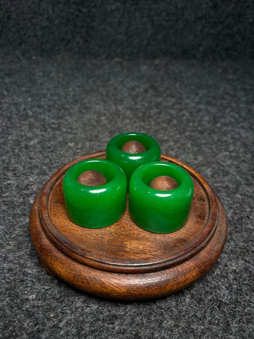 Three Green Jade Thumb Ring w Wood Inlay Shell Thumb Ring Box - 4