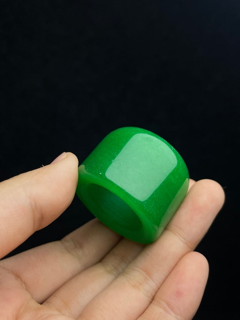 Three Green Jade Thumb Ring w Wood Inlay Shell Thumb Ring Box - 7