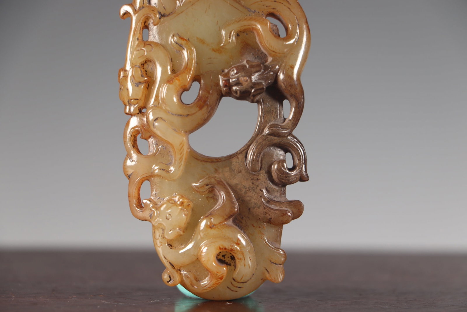 Vintage Hetian Jade Hand Carved Chi Dragon Pendant - 2