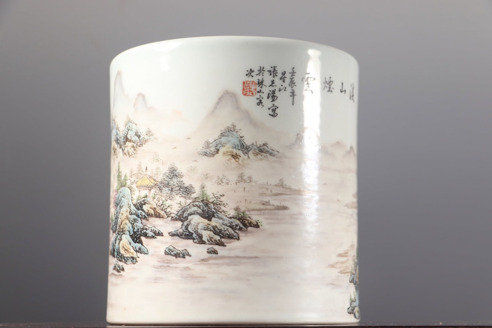 Chinese Famille Rose Mountain River Scene Design Porcelain Brush Pot - 5
