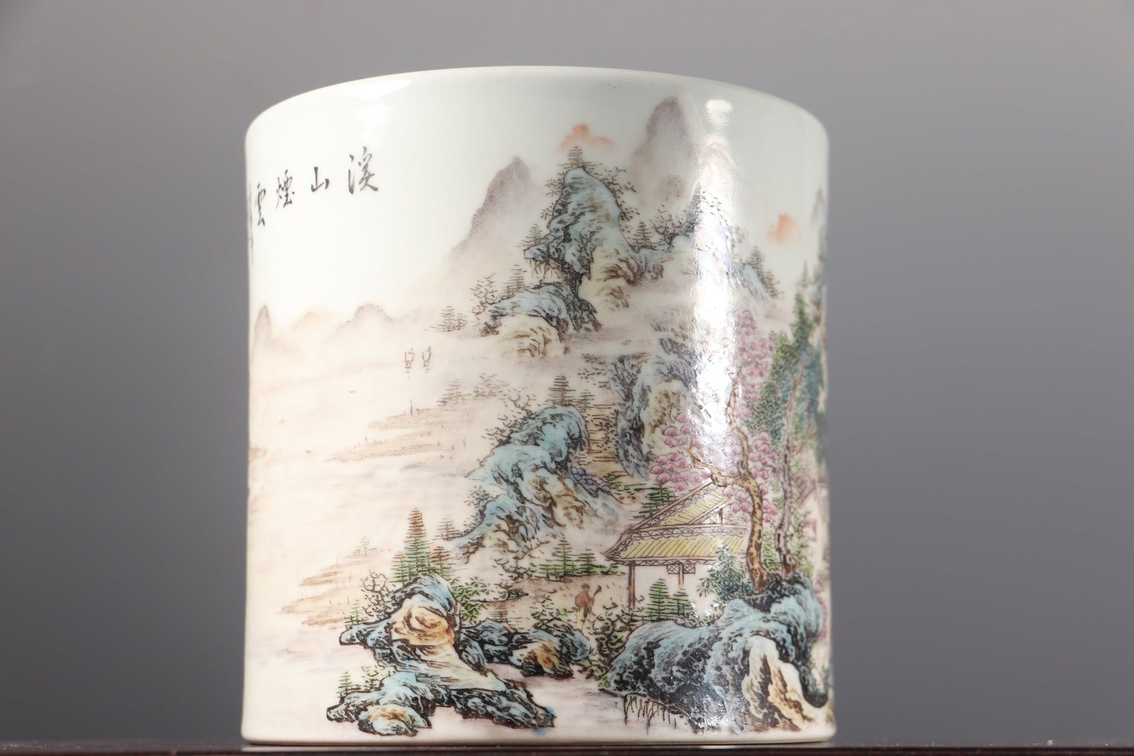 Chinese Famille Rose Mountain River Scene Design Porcelain Brush Pot - 7