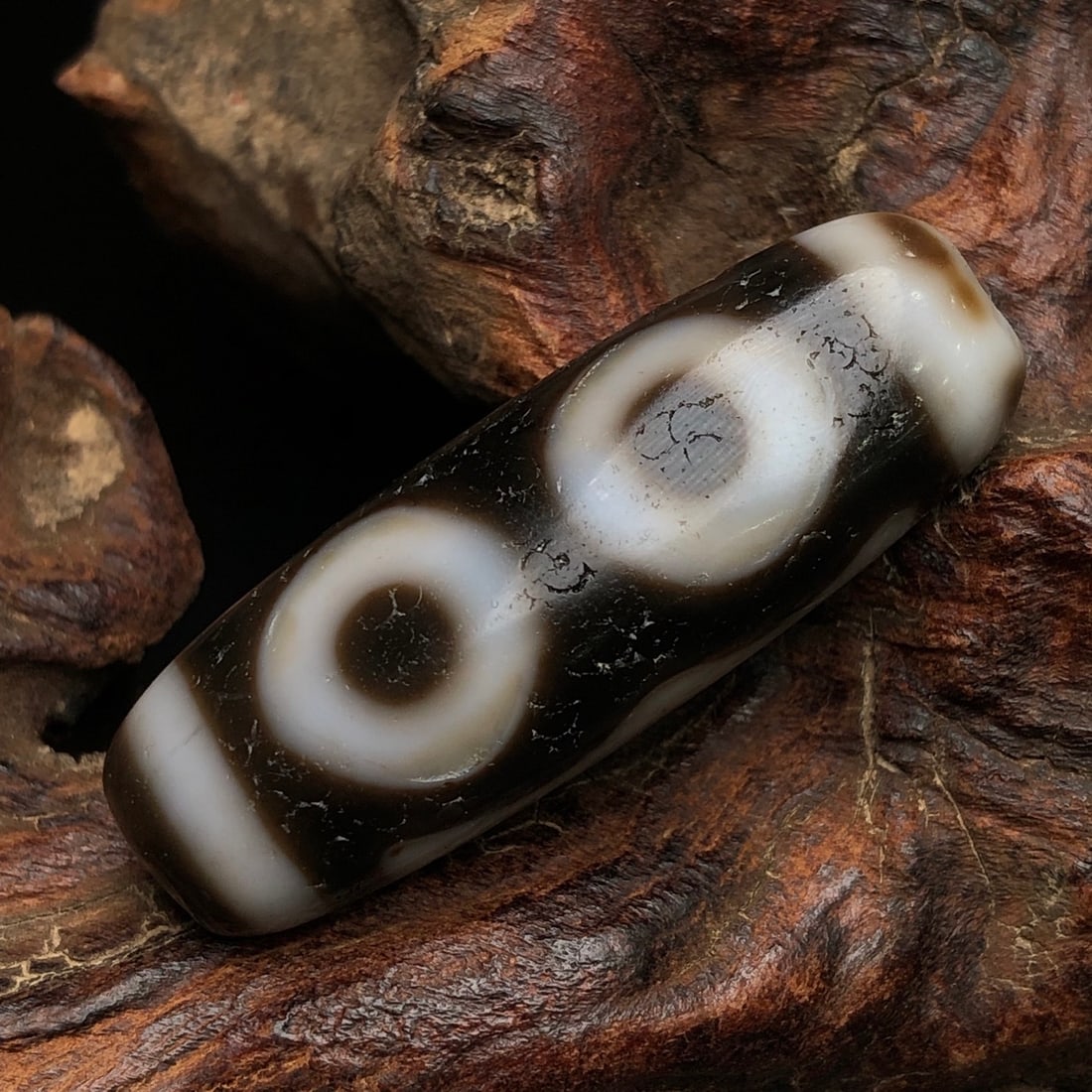 Old Tibetan Three Eyes DZI Agate Pendant - 4