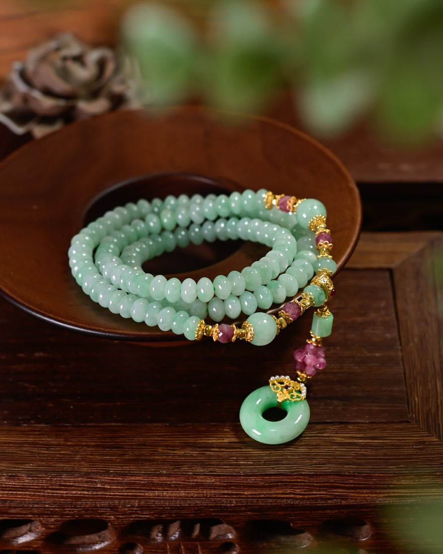 Natural Green Jadeite Necklace with Certificate - 3