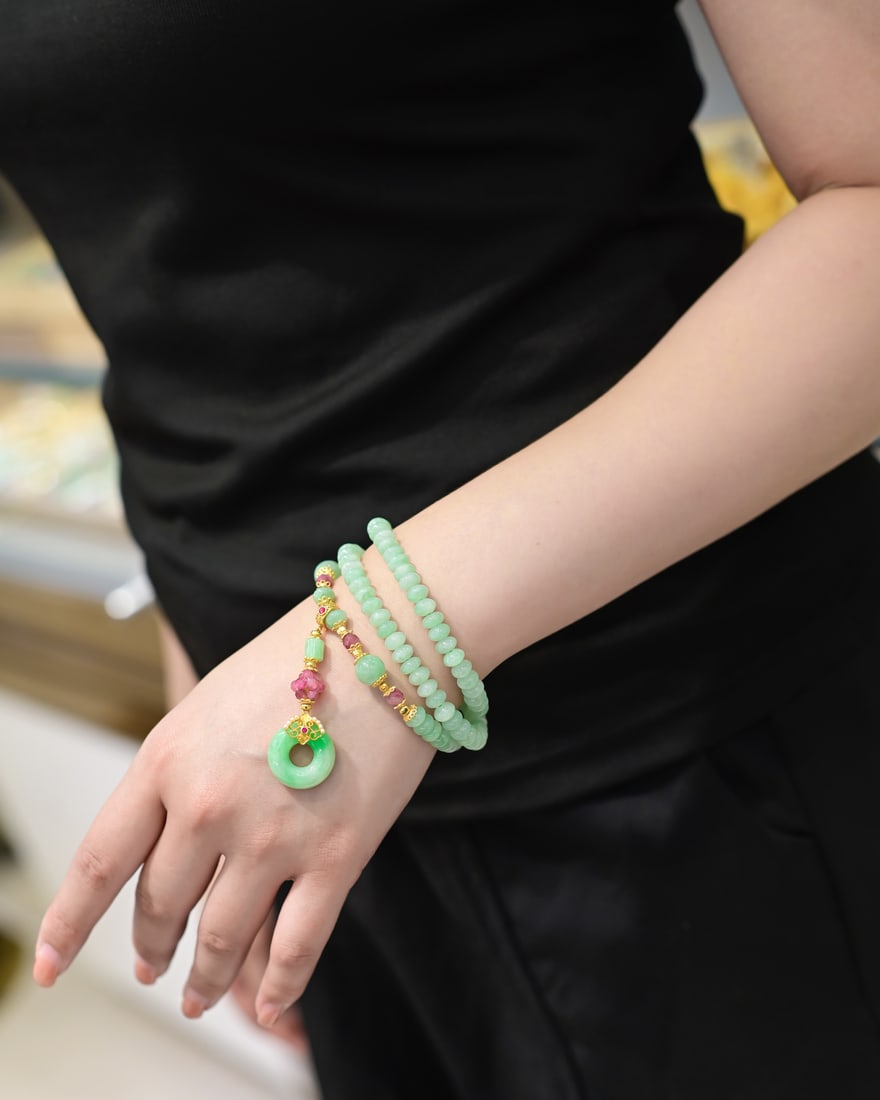 Natural Green Jadeite Necklace with Certificate - 7