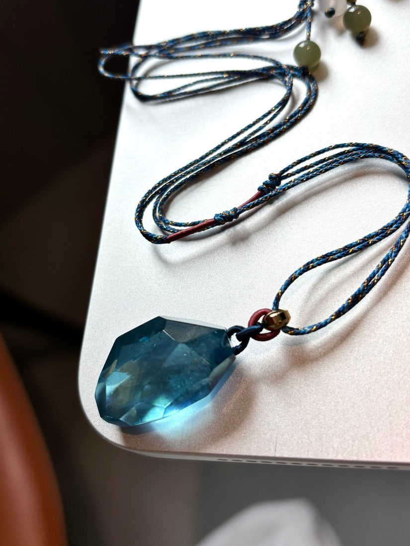 Beautiful Natural Aquamarine Original Stone Pendant - 2