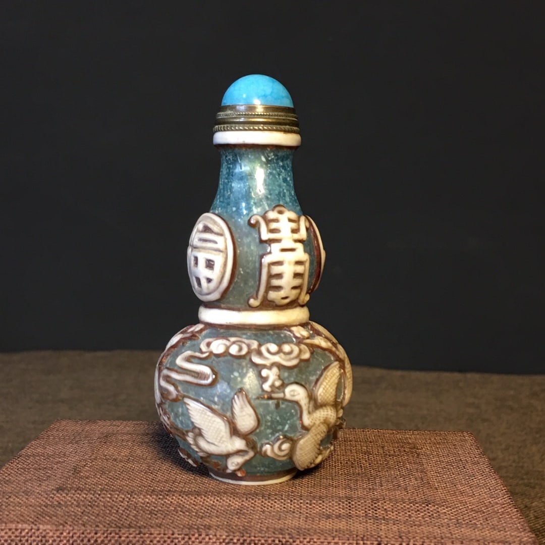 Old Peking Glass Gourd Snuff Bottle - 6