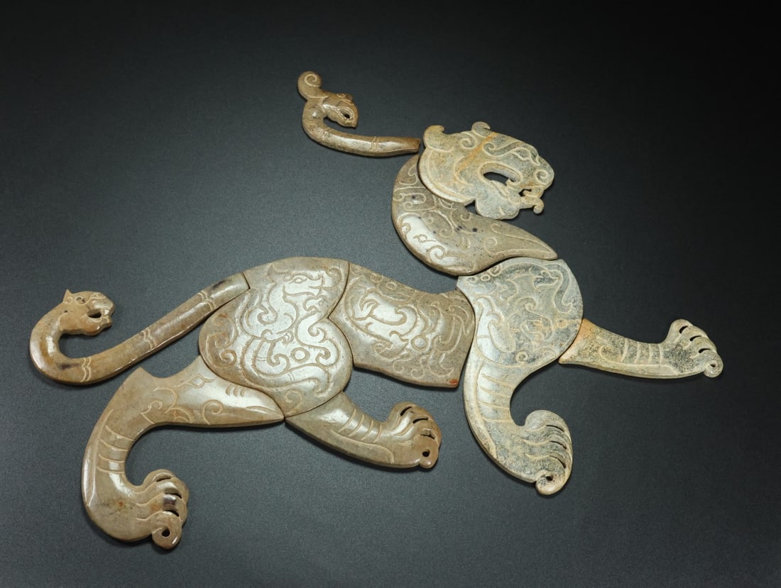 A Set Old Hetian Jade Mythology Statue - Tiger: Title: Old Hetian Jade Dragon Pendant Date/Period: After2041 Origin: Chinese Dimension: 59x80x25(mm) 2.32x3.15x0.98(inches) Weight 0.35 lbs/157g Materials: Hetian Jade Reserve: $999.00 Shipping: Domes