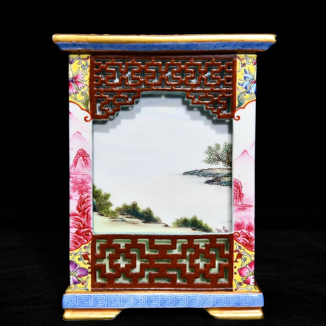Chinese Gilt Gold Famille Rose Figure Porcelain Brush Pot - 4