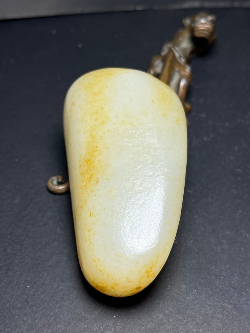 Chinese Natural Hetian Jade Original Stone Statue - 3