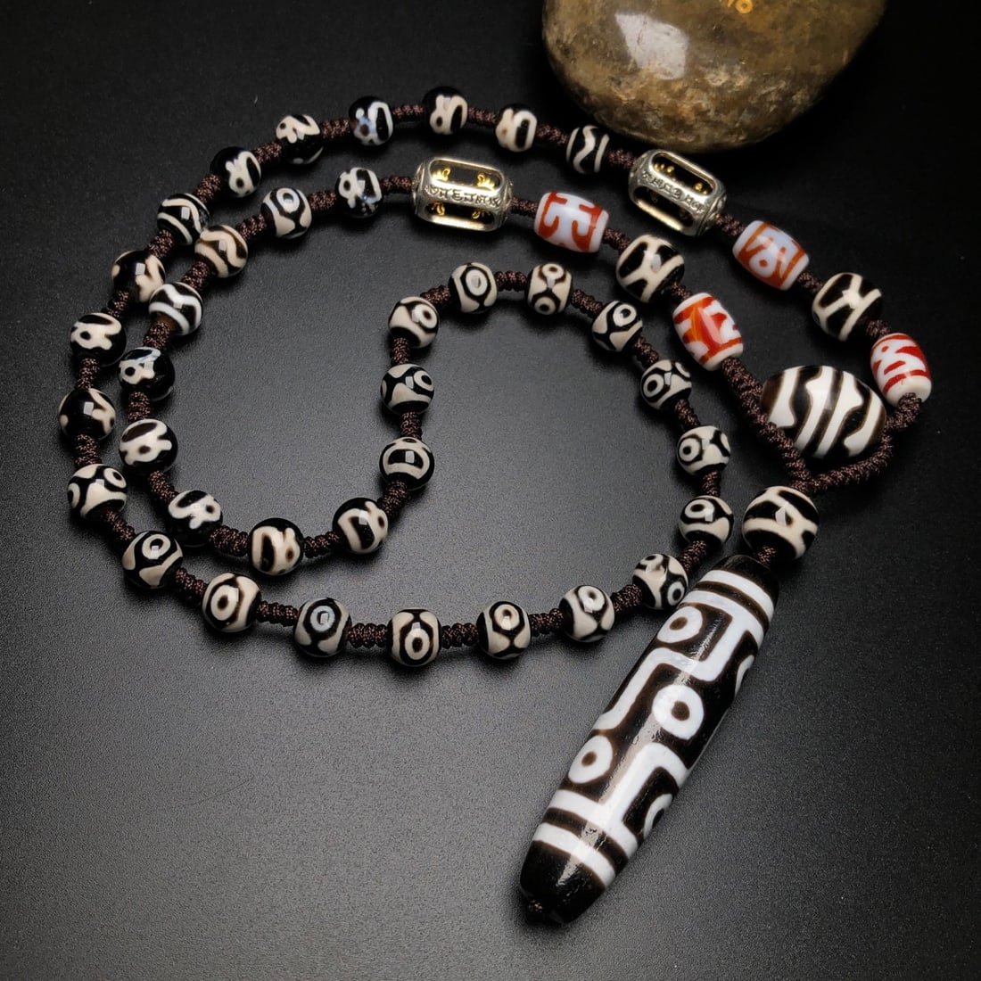 Old Tibetan DZI Agate Pendant & Necklace - 3
