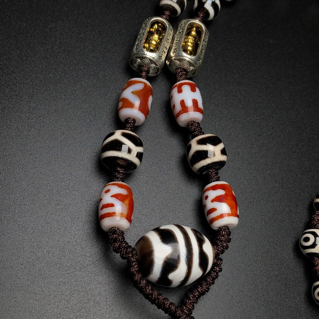 Old Tibetan DZI Agate Pendant & Necklace - 6