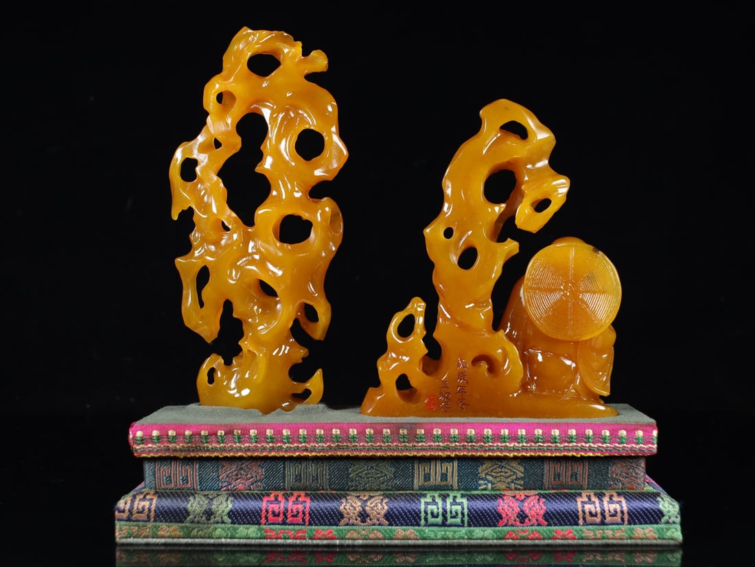 Yellow Shoushan Soapstone Hand-Carved Arhat Statue - 4