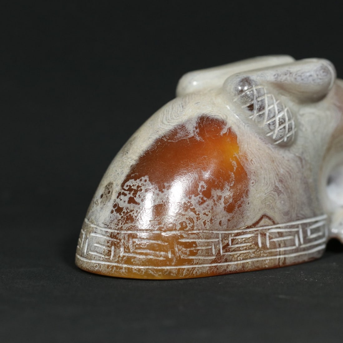 Old Agate Carved Beast Cup Statue - 9