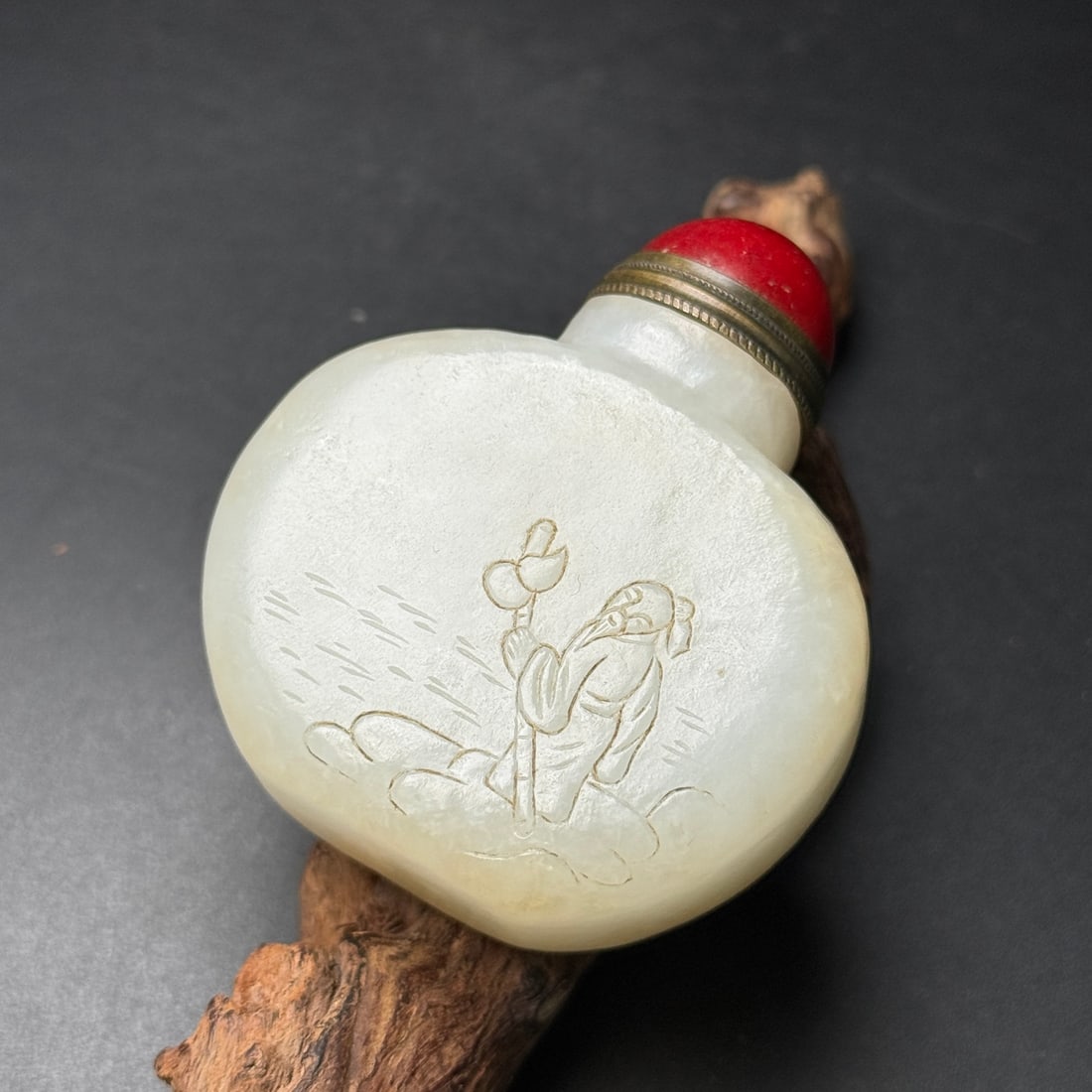 Old Hetian Jade Snuff Bottle - 2
