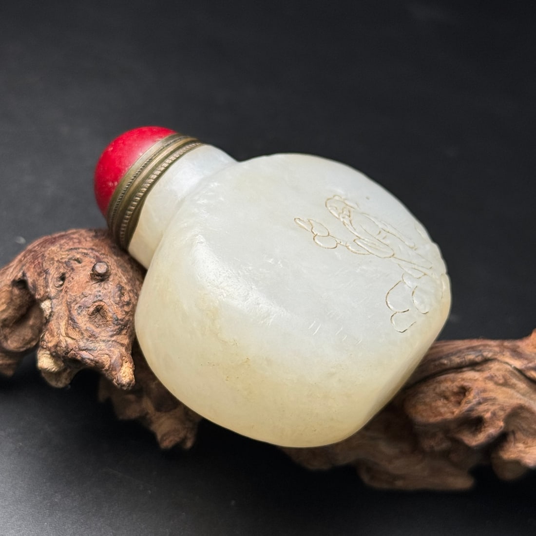 Old Hetian Jade Snuff Bottle - 5