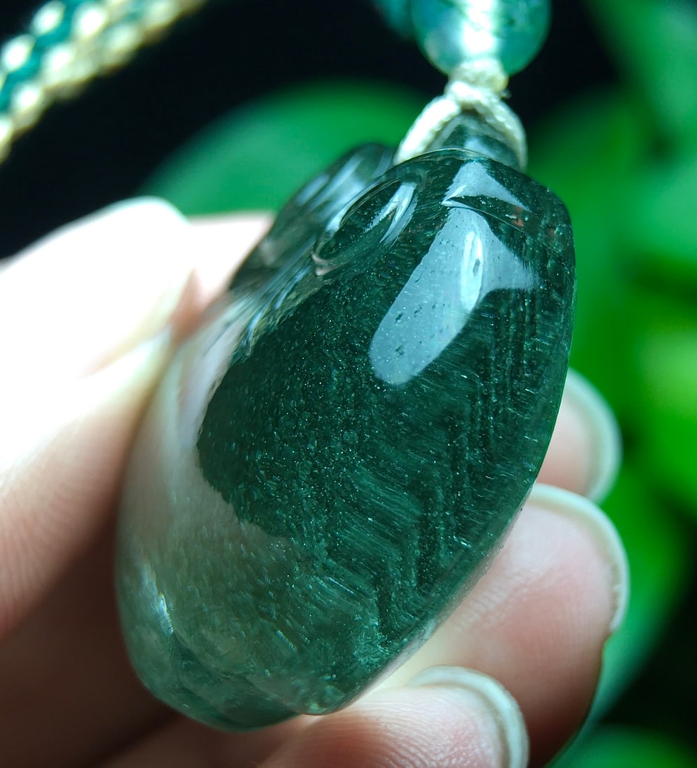 Natural Green Crystal Ruyi Pendant - 8