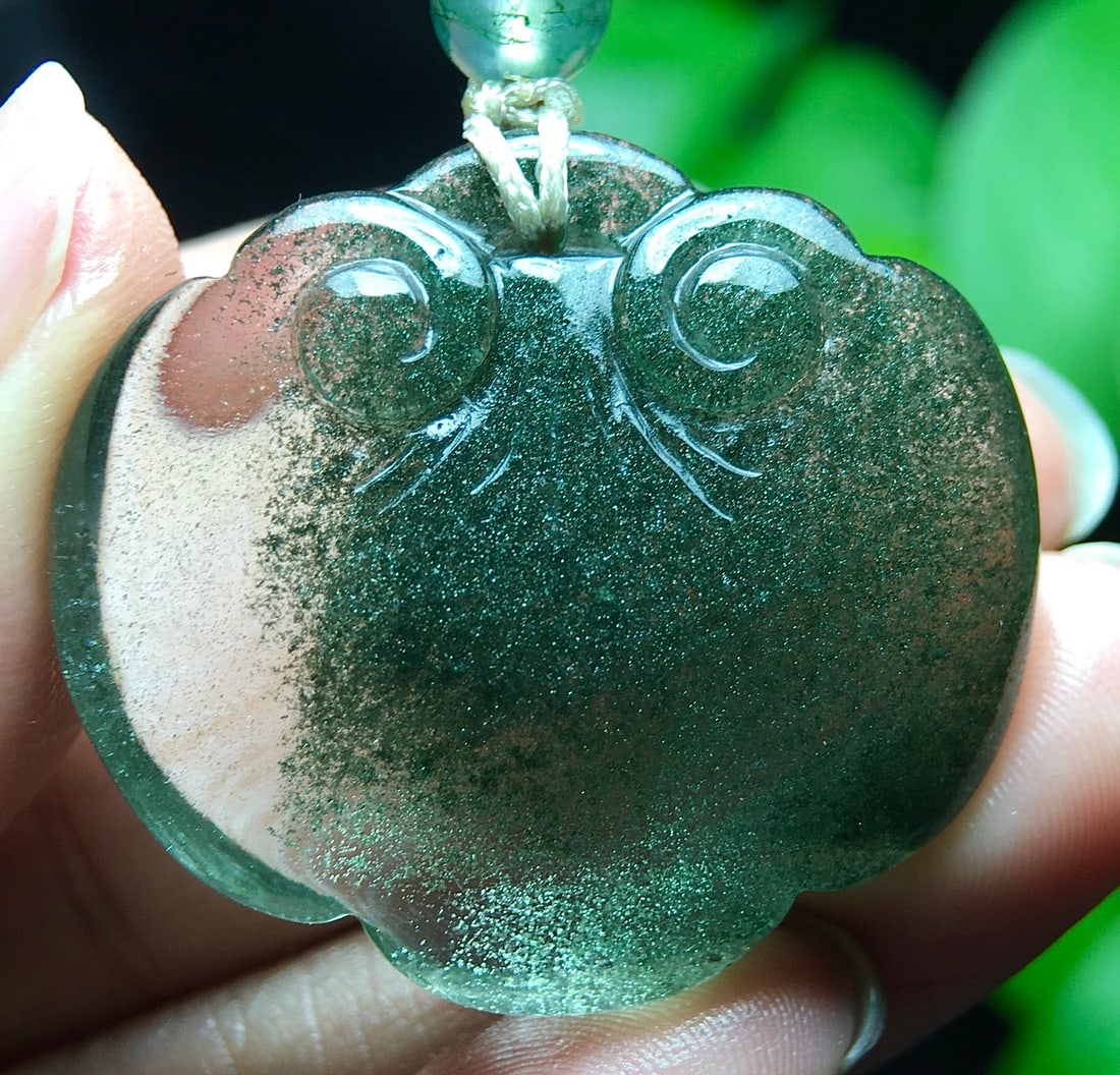 Natural Green Crystal Ruyi Pendant - 9