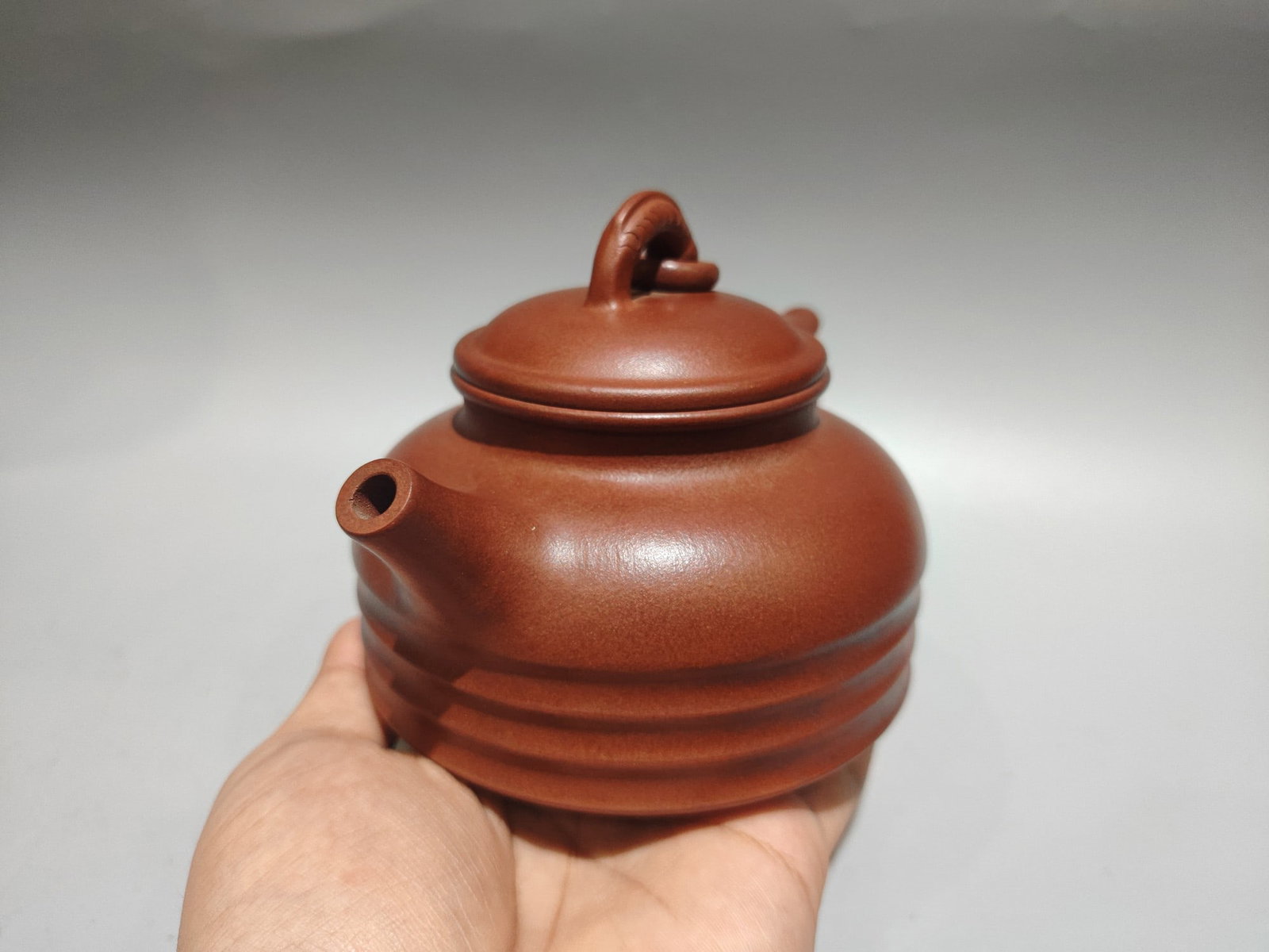 Chinese Yixing Zisha Clay Teapot - 2