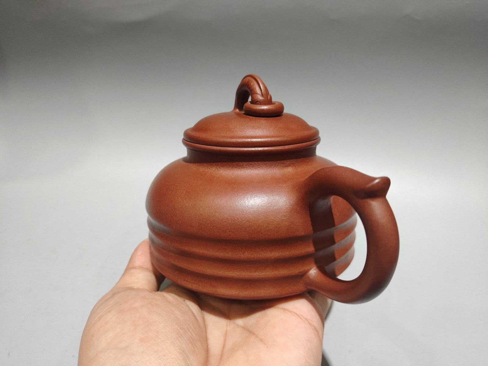 Chinese Yixing Zisha Clay Teapot - 3
