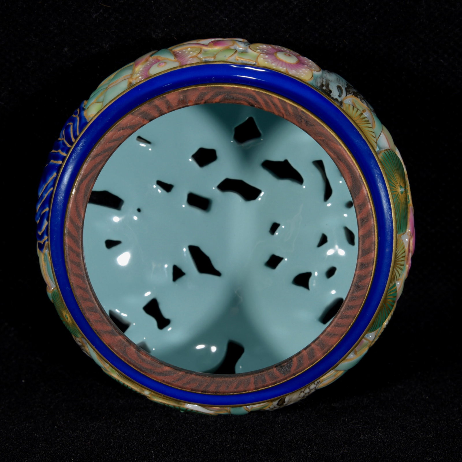 Openwork Famille Rose Porcelain Incense Burner - 8