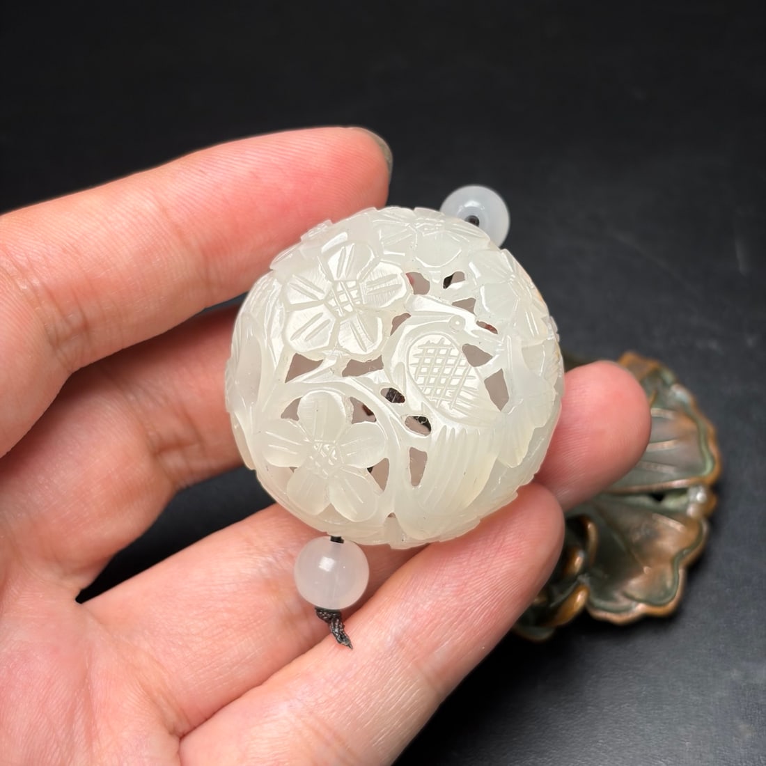 Openwork White Hetian Jade Flower Bird Pendant - 8