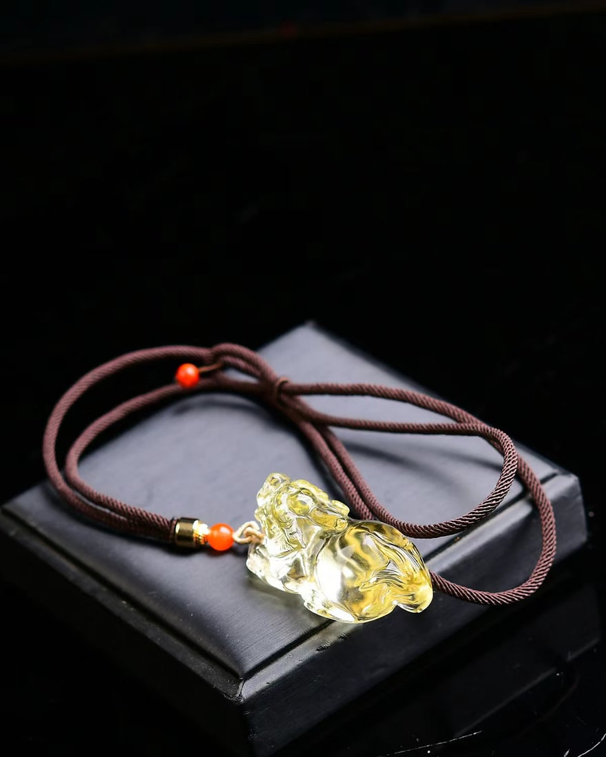 Yellow Crystal Carved Pixiu Pendant - 5