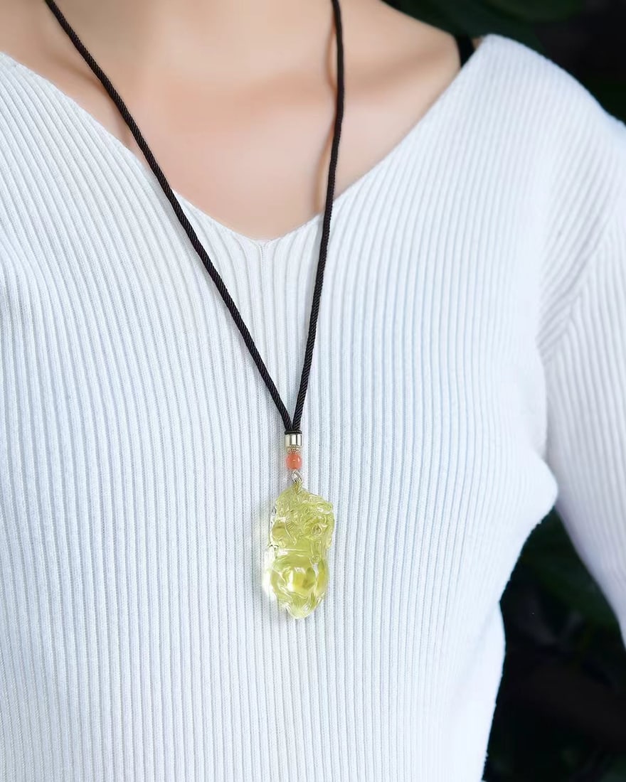 Yellow Crystal Carved Pixiu Pendant - 6