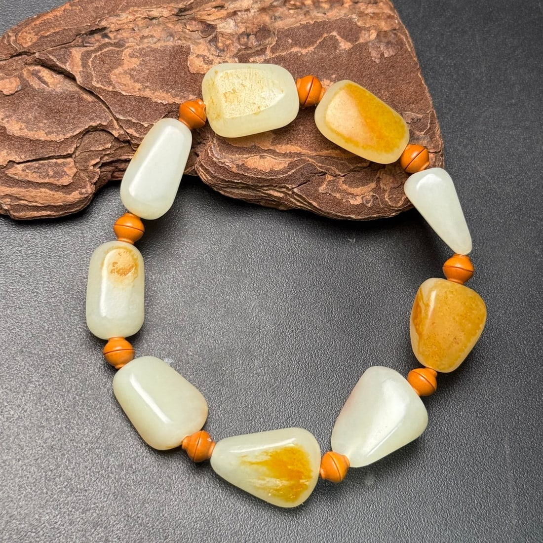 Natural Hetian Jade Original Stone Hand Chain: Title: Old Hetian Jade Dragon Pendant Date/Period: After2137 Origin: Chinese Dimension: 59x80x25(mm) 2.32x3.15x0.98(inches) Weight 0.35 lbs/157g Materials: Hetian Jade Reserve: $179.00 Shipping: