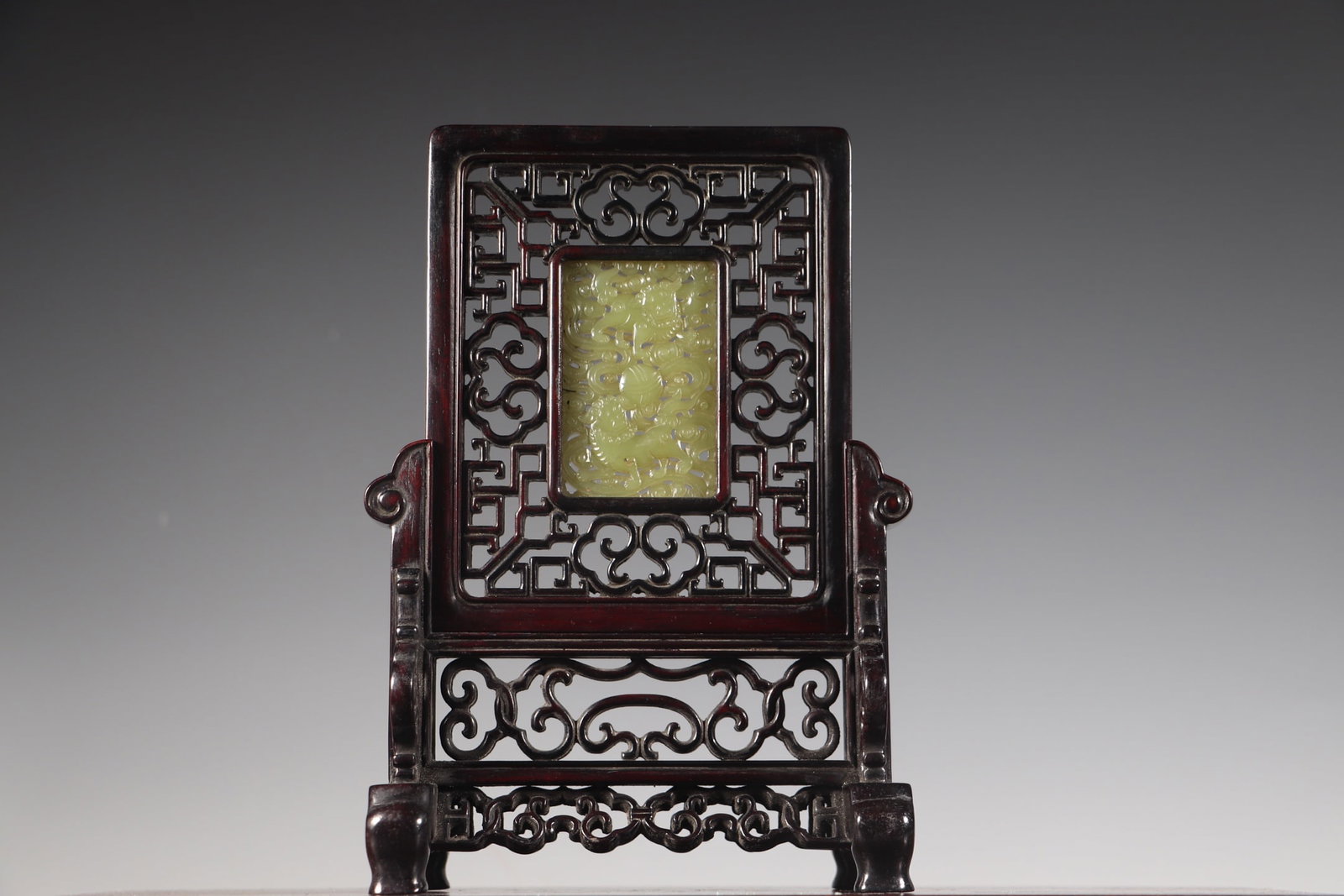 Vintage Redwood Inlay Hetian Jade Lion & Ball Screen Statue: Title: Old Hetian Jade Dragon Pendant Date/Period: After2138 Origin: Chinese Dimension: 59x80x25(mm) 2.32x3.15x0.98(inches) Weight 0.35 lbs/157g Materials: Hetian Jade Reserve: $2,999.00 Shipping: Dom