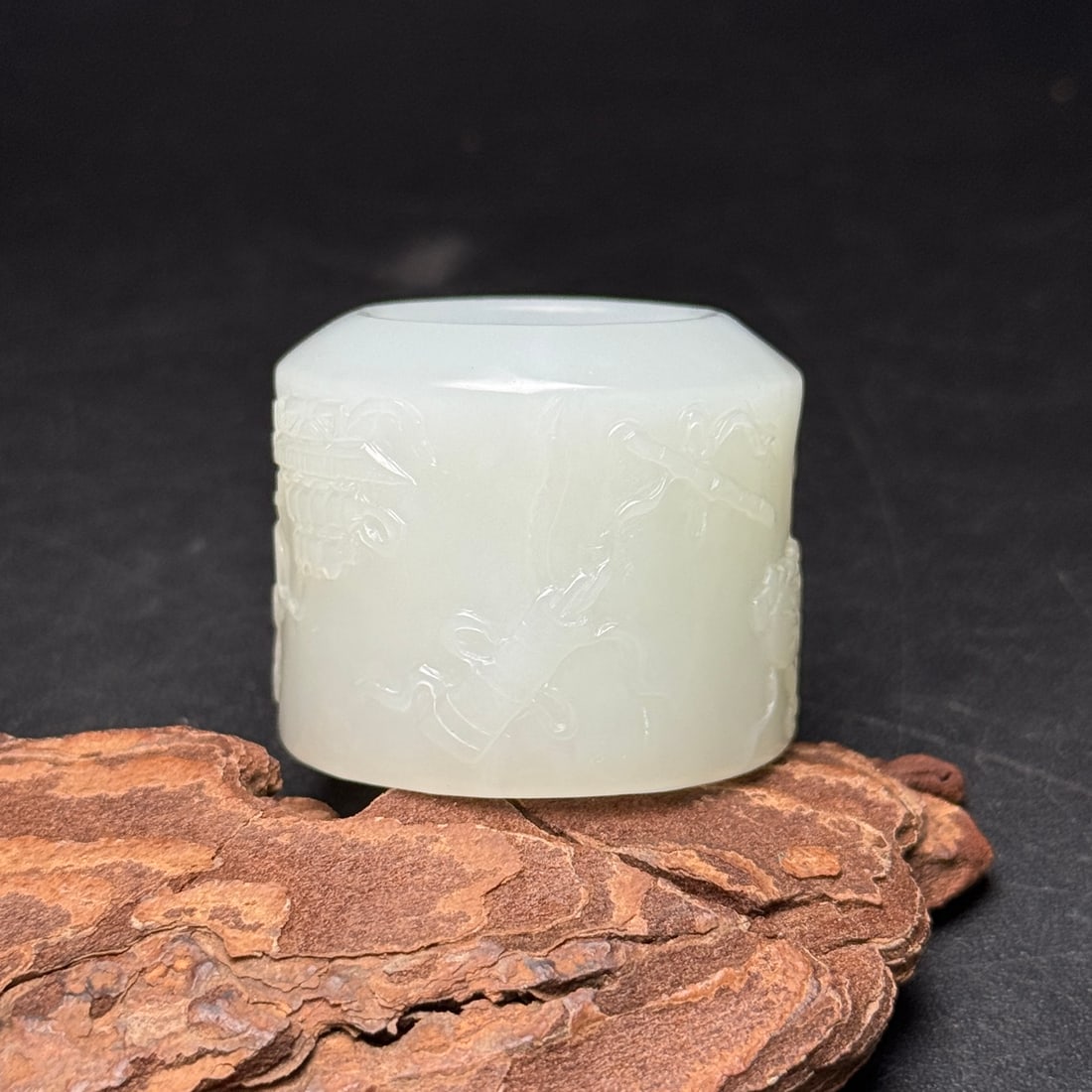 Natural White Hetian Jade Thumb Ring 22mm I.D. - 2