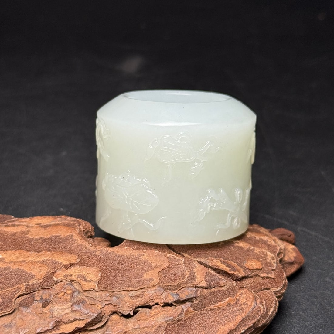 Natural White Hetian Jade Thumb Ring 22mm I.D. - 3