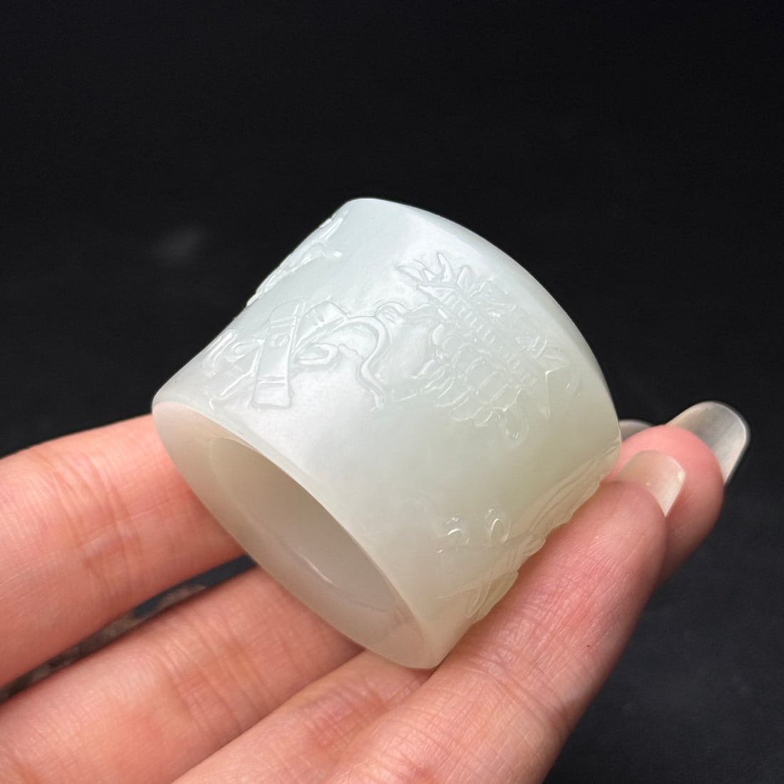 Natural White Hetian Jade Thumb Ring 22mm I.D. - 9