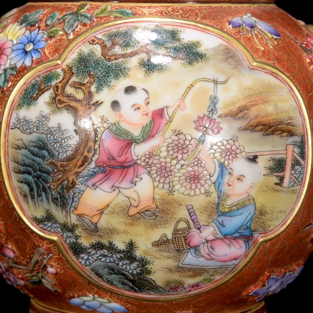 Superb Gilt Gold Famille Rose Porcelain Teapot - 5