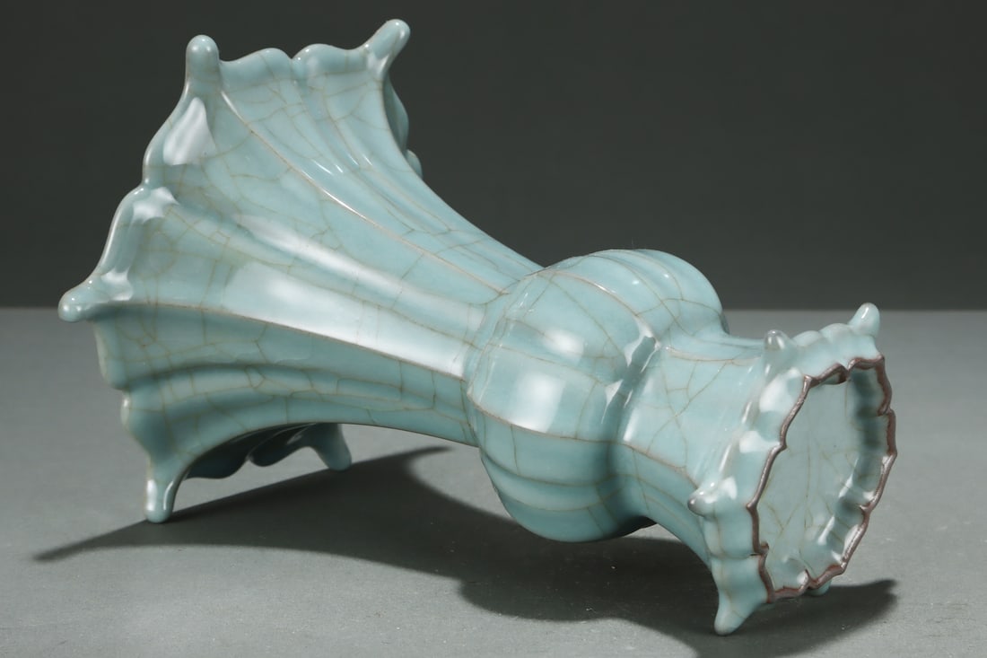 Song Dynasty Guan Kiln Porcelain Hua Gu w Box - 8